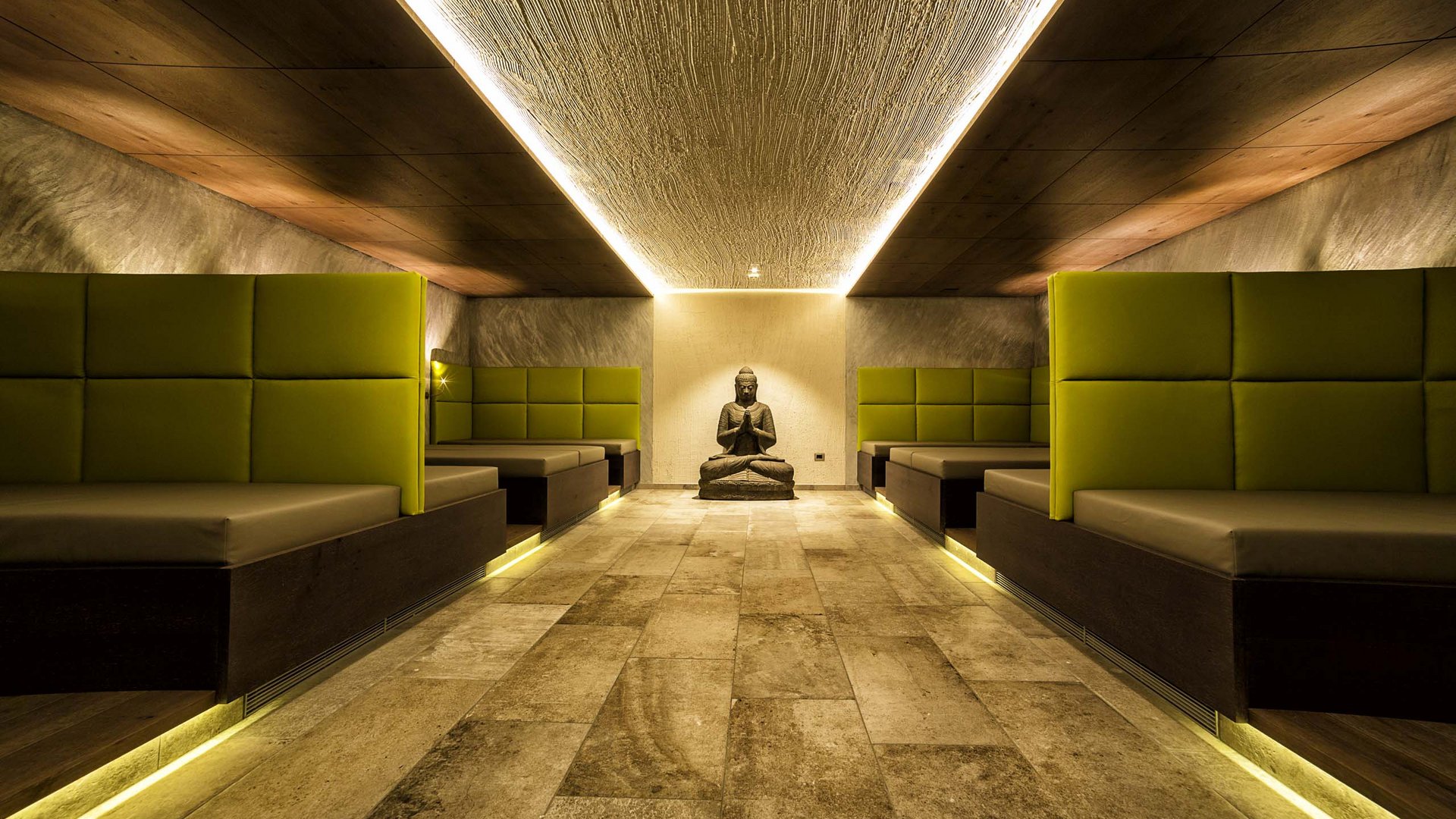 Indoor pool and family sauna Indoor pool and family sauna