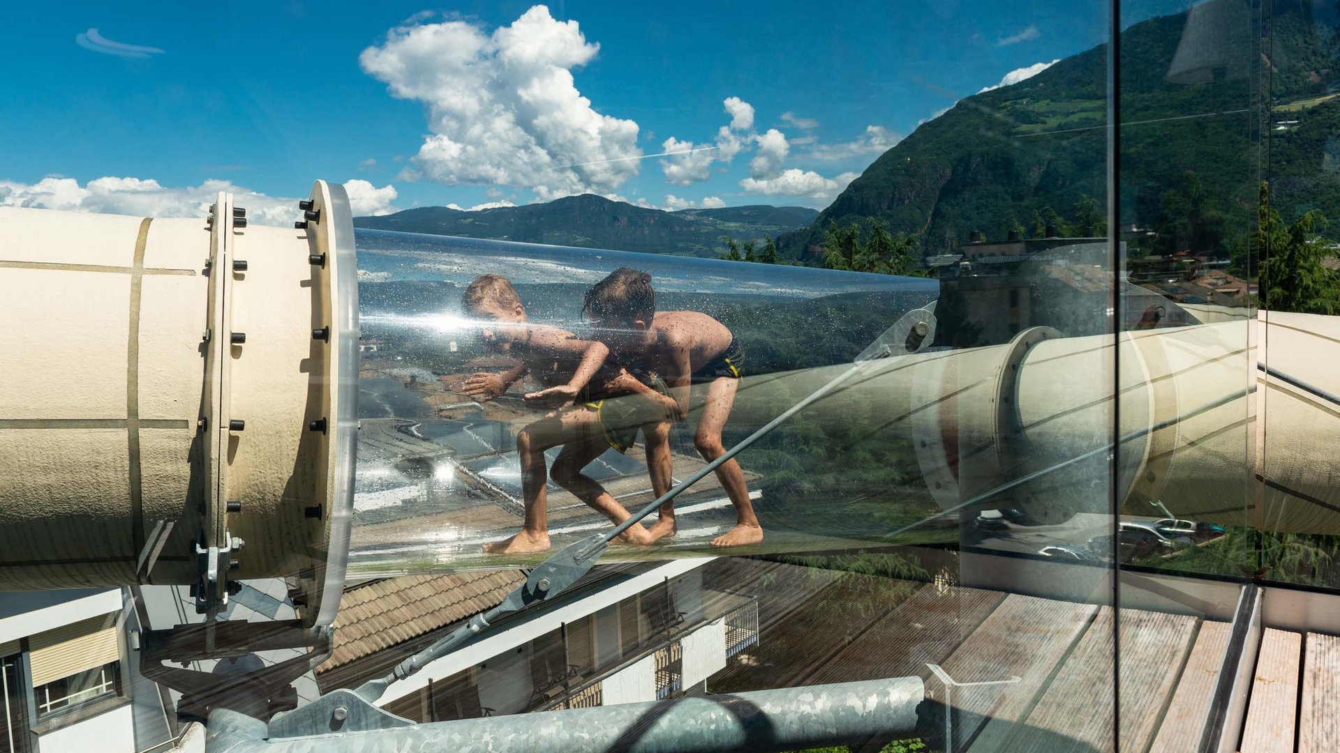 Unser spezielles Kinderhotel bei Bozen Unser spezielles Kinderhotel bei Bozen
