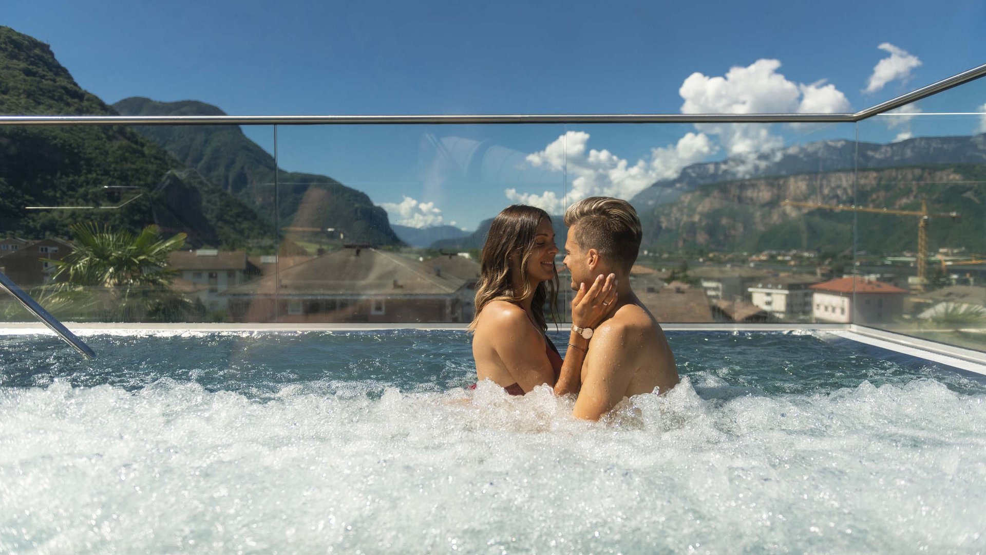 Hotel bei Bozen mit Pool und Panorama