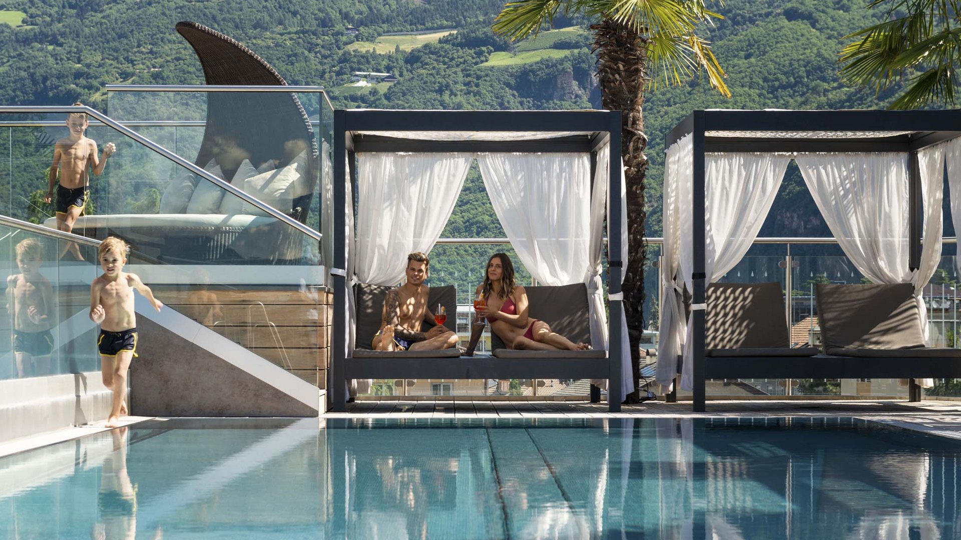 Il vostro hotel a Bolzano con piscina esterna Il vostro hotel a Bolzano con piscina esterna