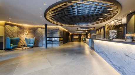 Un hotel a Bolzano con spa e panorami da sogno Un hotel a Bolzano con spa e panorami da sogno
